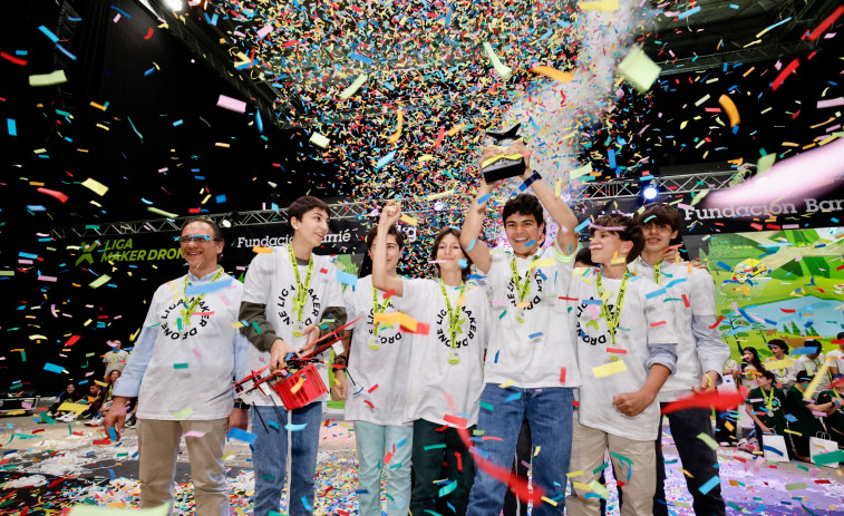 El IES Fin do Camiño de Fisterra, premiado en la Liga Maker Drone de la Fundación Barrié