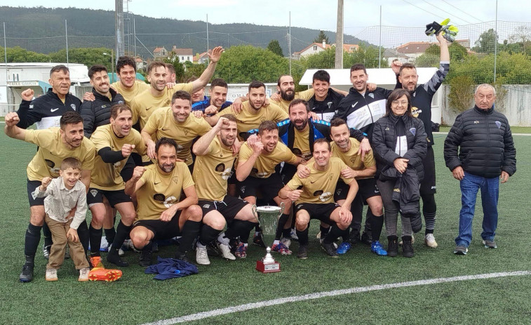 Atl. Carballo, San Ramón y Dumbría, en octavos de final del Campeonato gallego