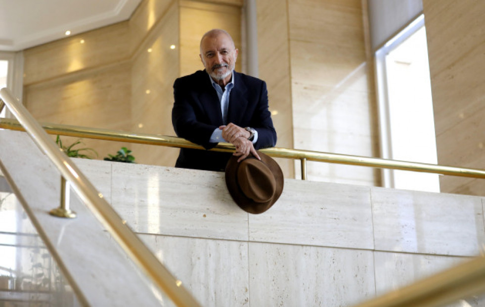 Pérez Reverte anuncia una nueva entrega del capitán Alatriste