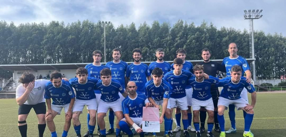 Oza y Malpica pugnan por la tercera plaza de ascenso a Liga da Costa