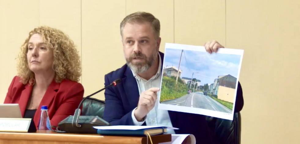 PP y BNG se vuelven a enzarzar por el peaje, la circunvalación y el polígono de Carballo