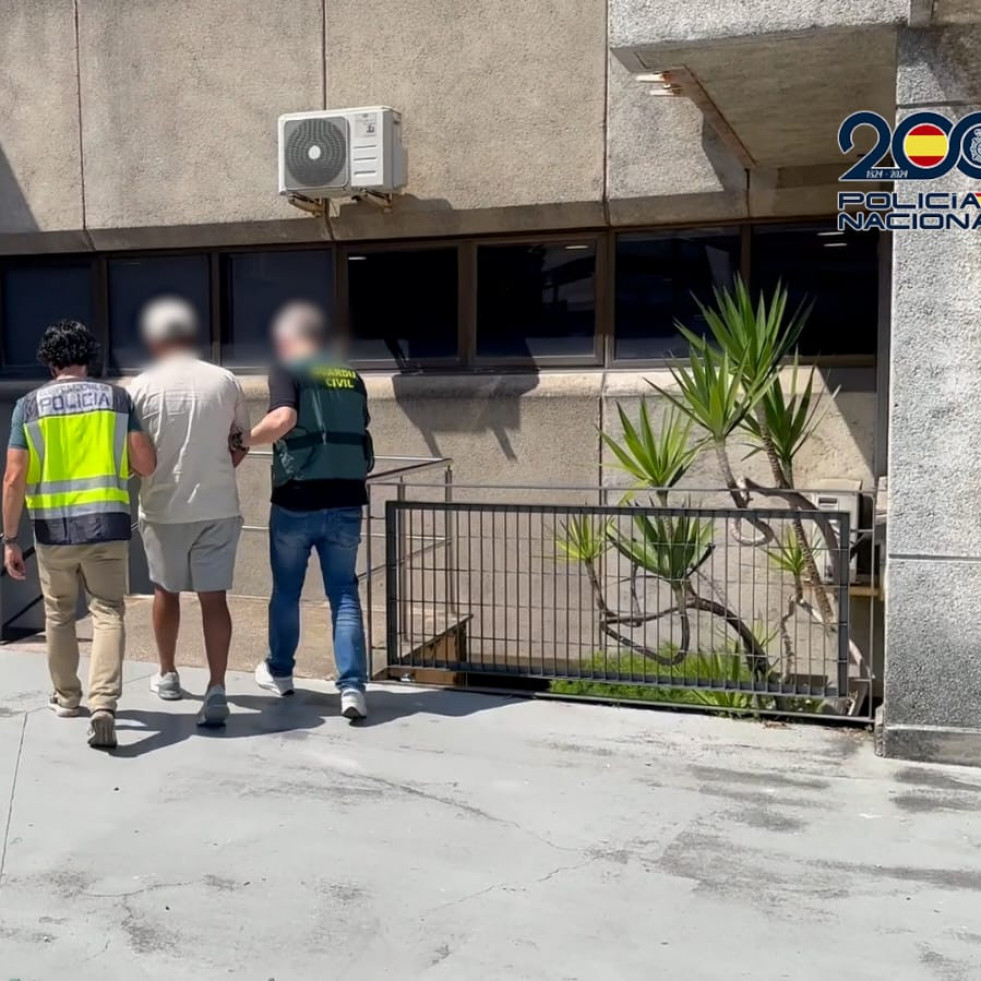 Cae en A Coruña una banda que compraba entradas para conciertos con datos bancarios robados para revenderlas