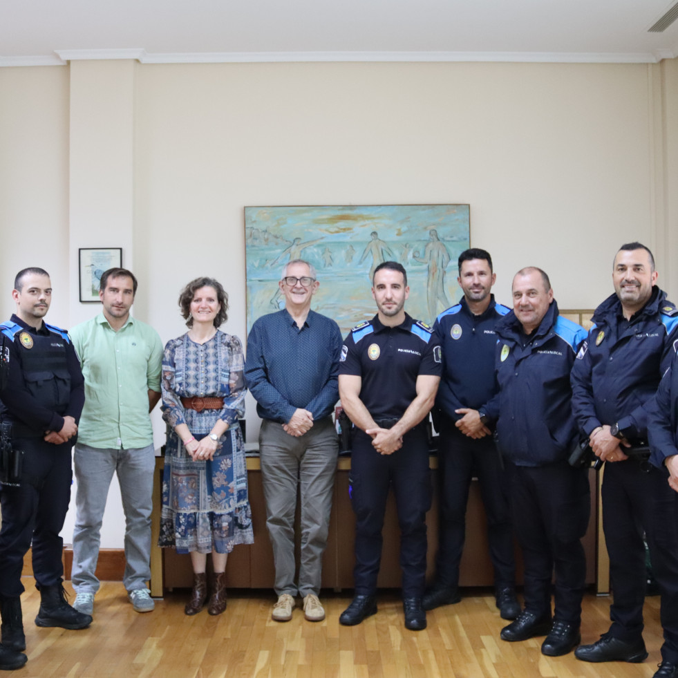 Toma de posesión de un nuevo oficial de la Policía carballesa