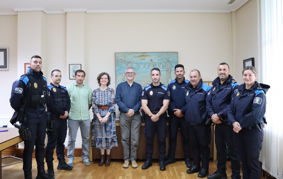 Toma de posesión de un nuevo oficial de la Policía carballesa
