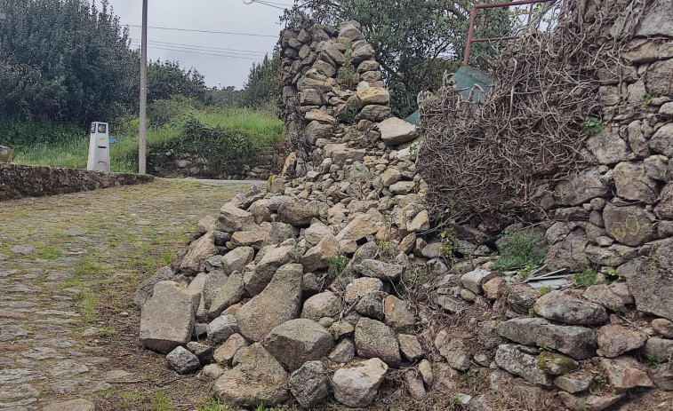 El BNG solicita a la Xunta actuar de forma urgente en la iglesia muxiana de San Martiño de Ozón