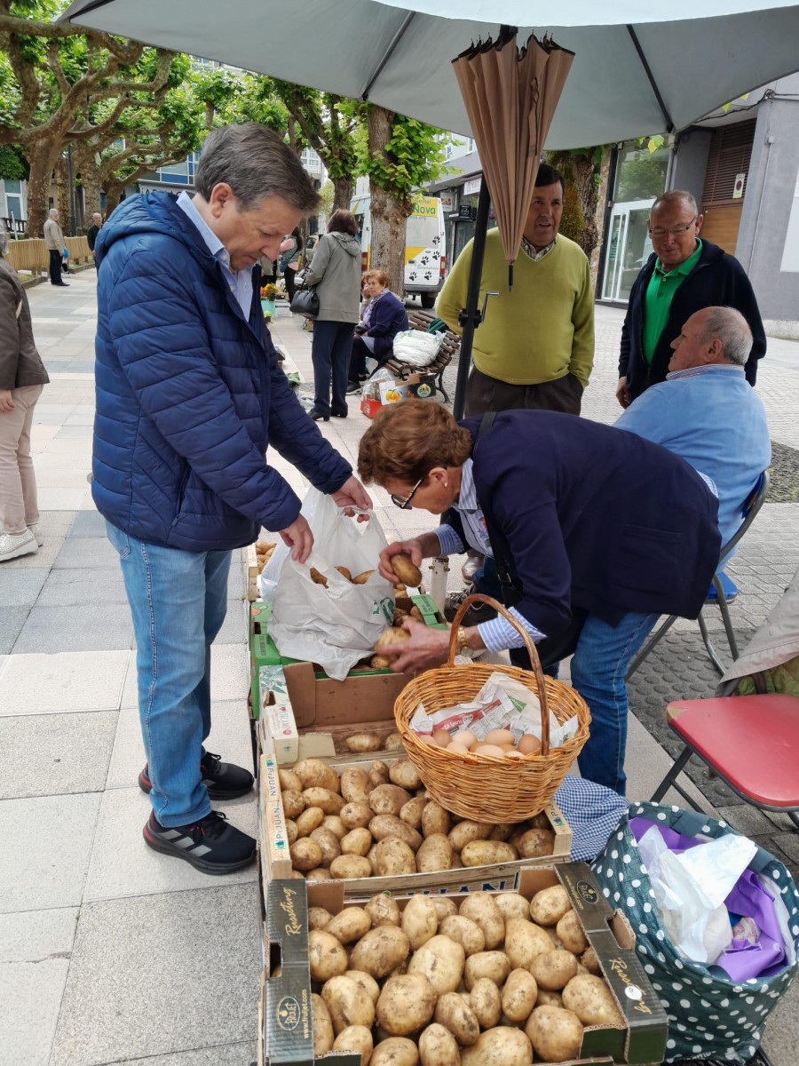 Últimas ferias de primavera con signos crecientes de animación en Carballo y Cee