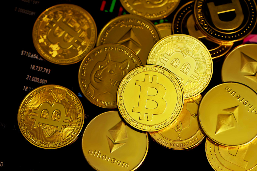 Google Play aloja aplicaciones maliciosas que roban frases semilla de criptomonedas y ocultan otras formas de ataque