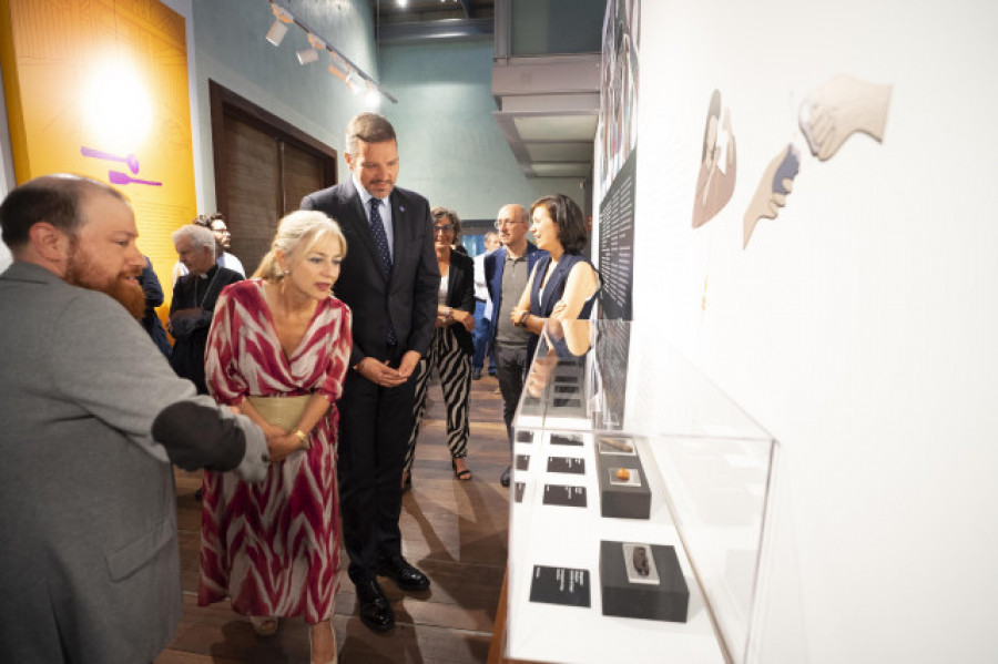 A Xunta inaugura a exposición 'Viquingos. Unha ollada desde Galicia'