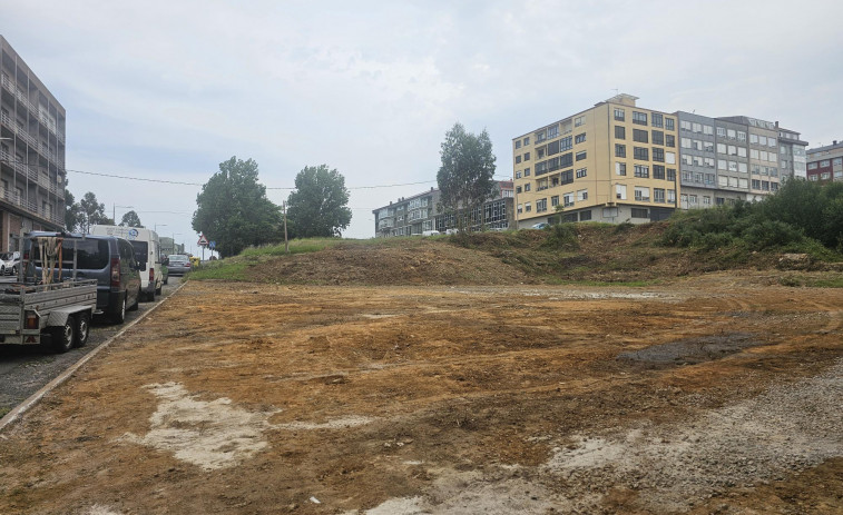 Carballo acondiciona dos nuevas zonas de aparcamiento y ampliará una tercera