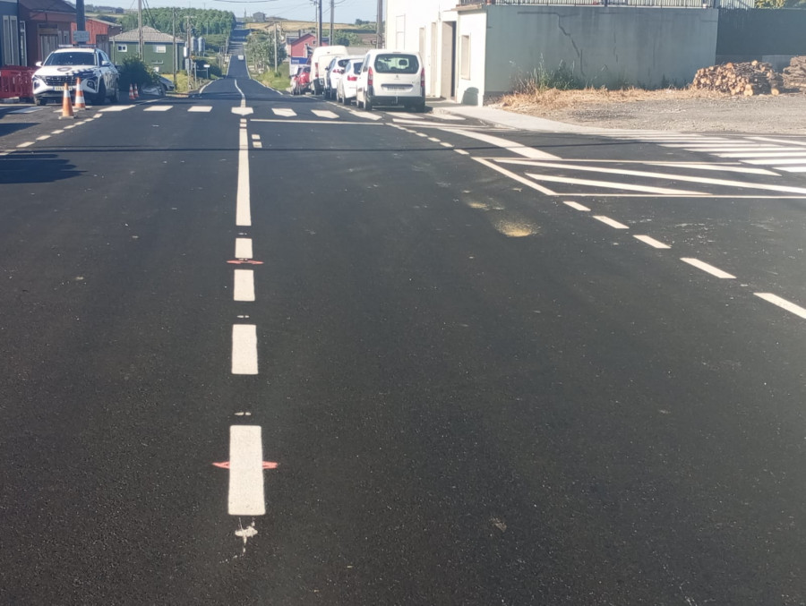 Vimianzo finaliza las obras de mejora de la capa de rodadura en el viario de Baíñas