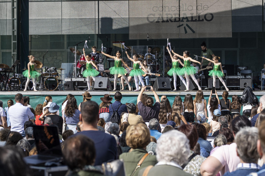 Bailes de salón y ritmos latinos, el domingo en Carballo