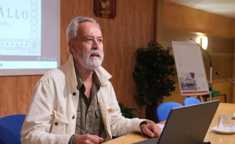 Xan Fraga se despide con una conferencia en el IES Alfredo Brañas