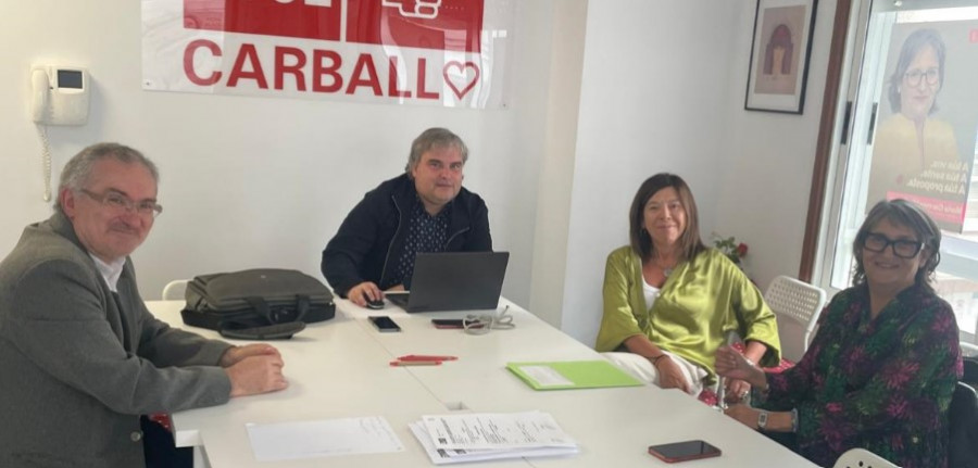 María Carmen Vila continúa al frente de la ejecutiva local de los socialistas de Carballo