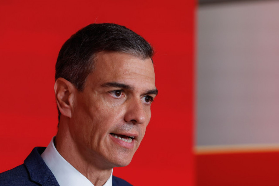 Sánchez anuncia una comisión de investigación y que comparecerá en el Congreso