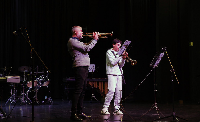 La Escuela de Música de Cee despide el curso con un festival