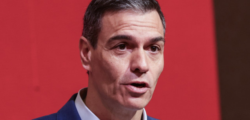 Sánchez envía una carta a la militancia en la que denuncia una operación de 