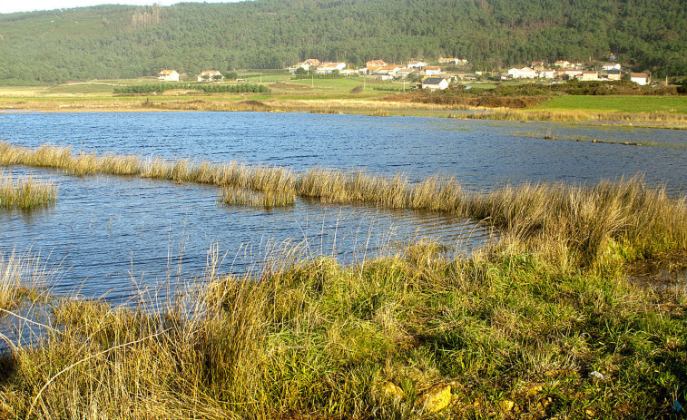 La Fundación María José Jove realizará una ruta de senderismo inclusivo por la Lagoa de Traba