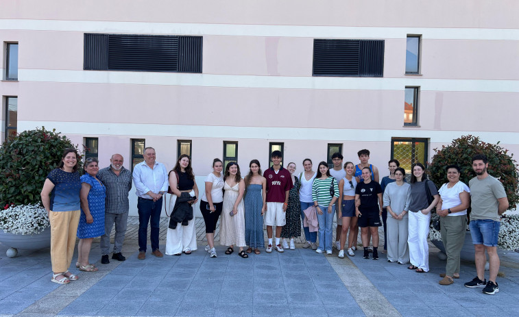 A Laracha ultima los viajes de los programas de intercambio juvenil en Venecia y Tiflis