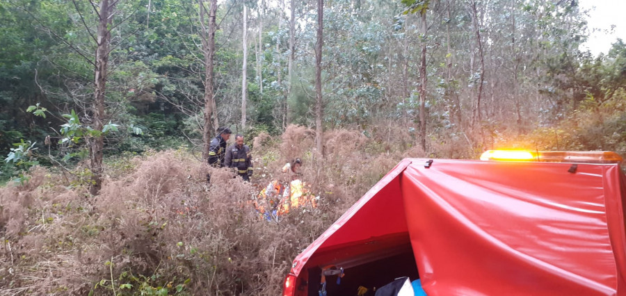 Trasladado al hospital un hombre tras caer de su caballo en A Laracha