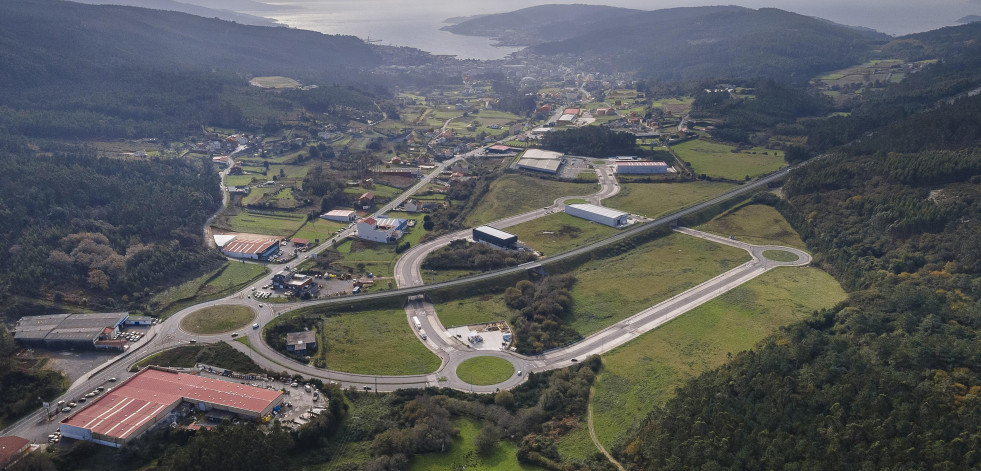 SEA adjudica las parcelas de Lidl en Cee y  Proyectos Climáticos de Galicia en Vimianzo