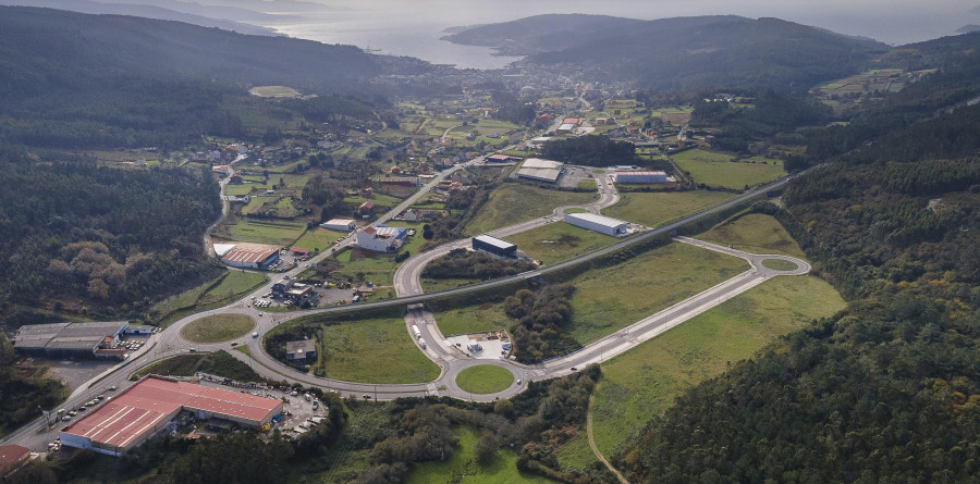SEA adjudica las parcelas de Lidl en Cee y  Proyectos Climáticos de Galicia en Vimianzo