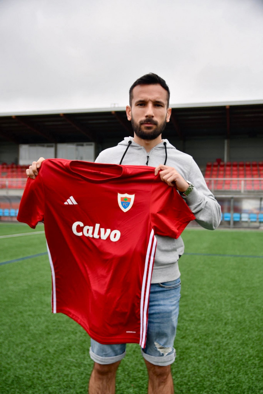 El Bergan ficha al ex del Compostela Antón Permuy como segundo técnico