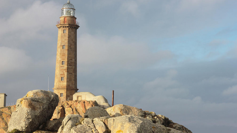 El Faro Vilán, con más de 1.100 visitantes en junio, amplía horario