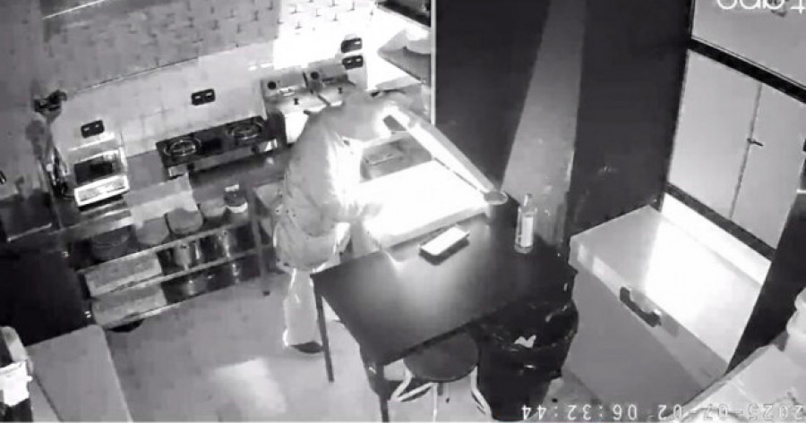 Ladrones que se creen en una película