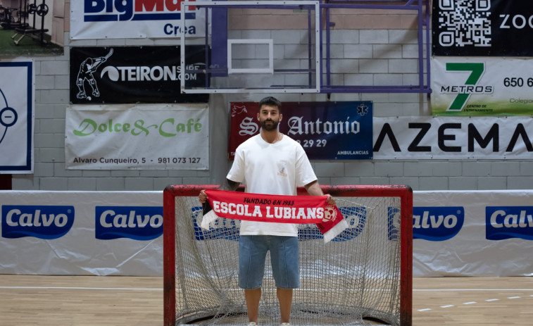Álex Novoa, tercer fichaje del Calvo Escola Lubiáns