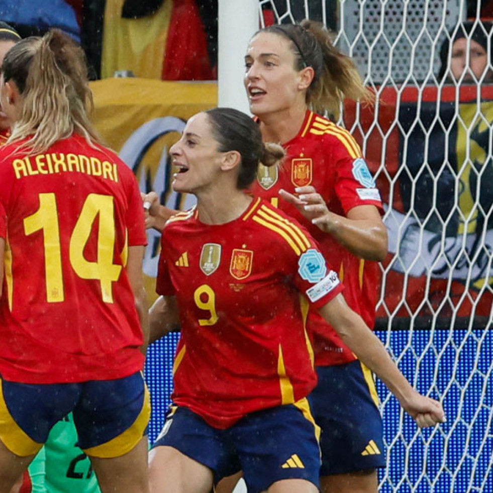 España se muestra imparable y suma otra nueva goleada para acercarse a cuartos (6-2)