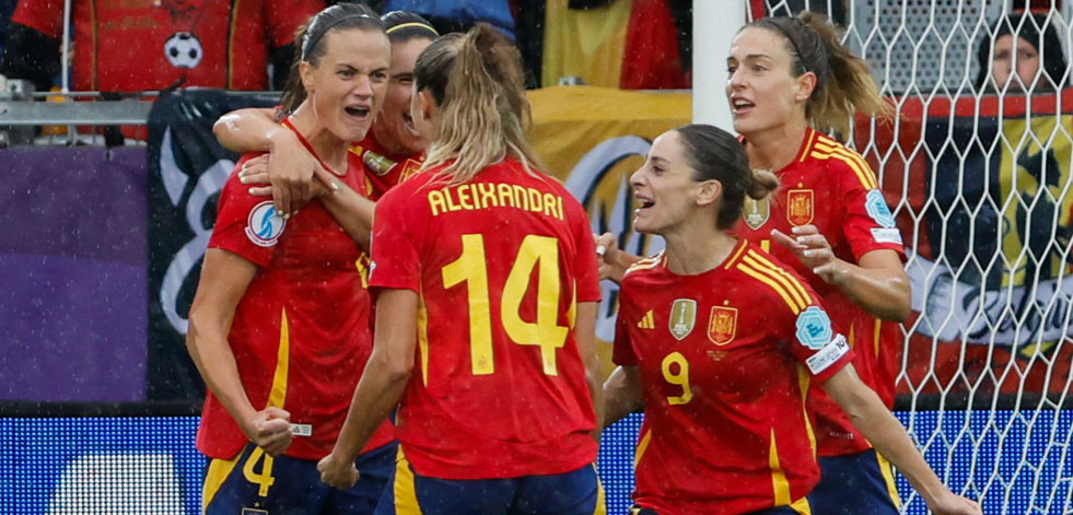 España se muestra imparable y suma otra nueva goleada para acercarse a cuartos (6-2)
