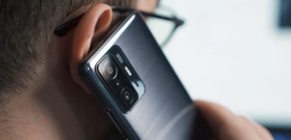 Móbil R lanza sen custo as chamadas 4G (VoLTE)