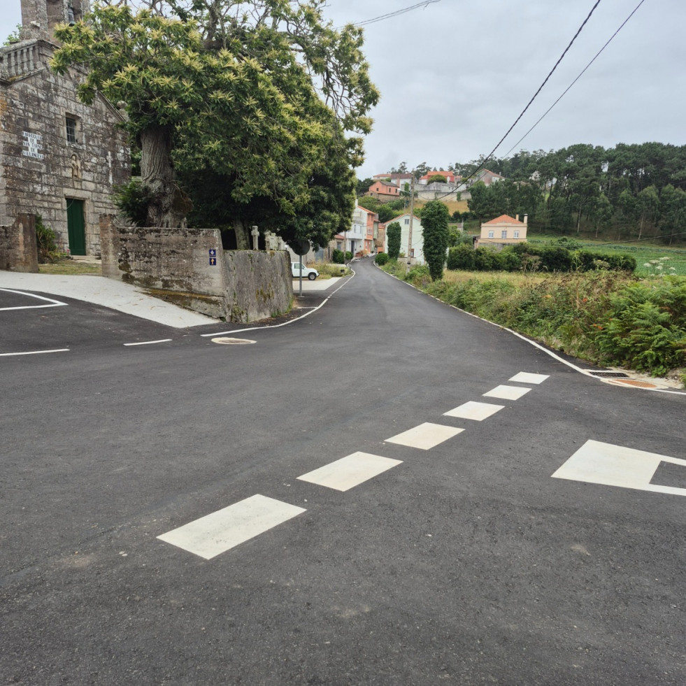 Malpica invierte 172.000 euros en la pavimentación y red de pluviales del núcleo de Santiso