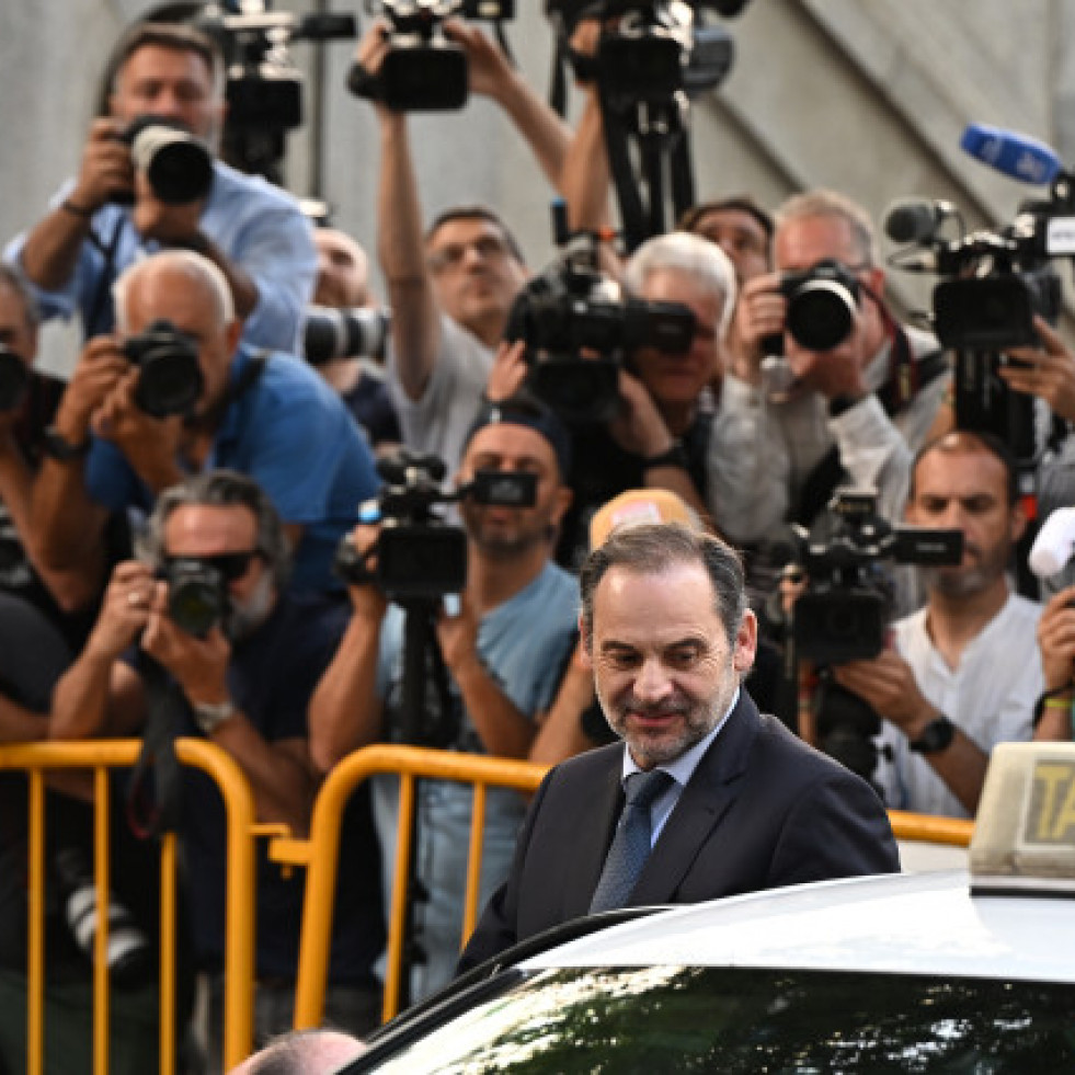 AbalosentraenuntaxitrasprestardeclaracionanteelSupremo