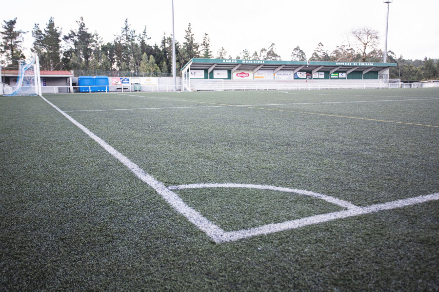 El Concello de Vimianzo abre una consulta para elegir un nombre para el campo de fútbol municipal