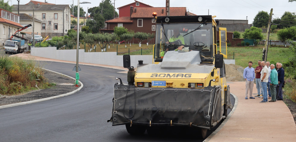 Carballo se mantiene entre los diez municipios gallegos que  más invierten