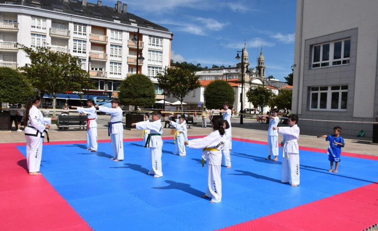 Cee transforma mañana sus calles en un gran recinto deportivo por el X Día do Deporte na Rúa