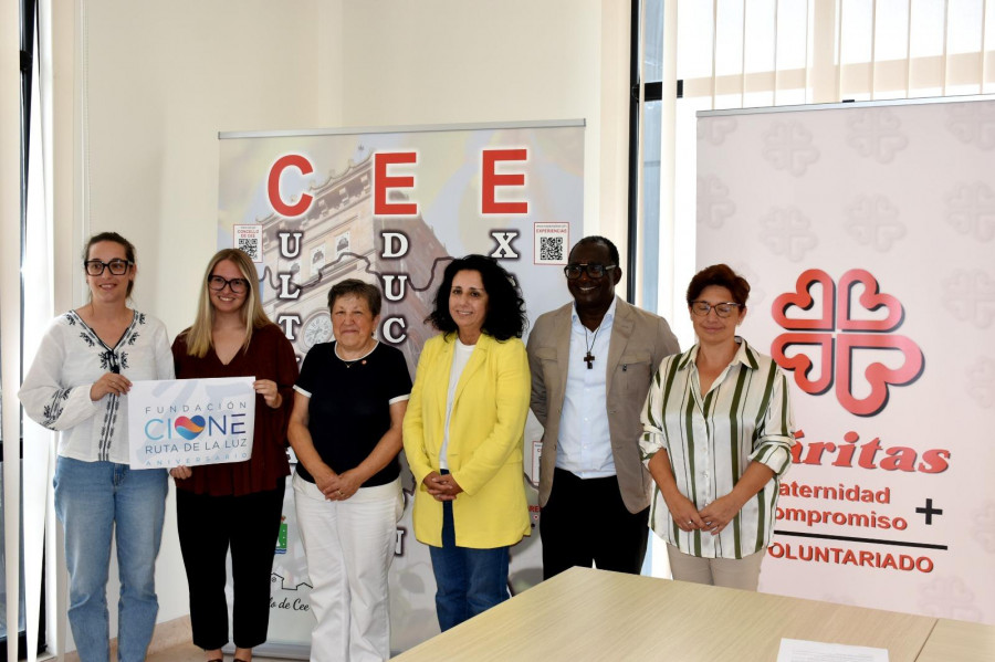 Cáritas refuerza  su acción social en Cee con el apoyo de XEAL y la Fundación Ruta de la Luz