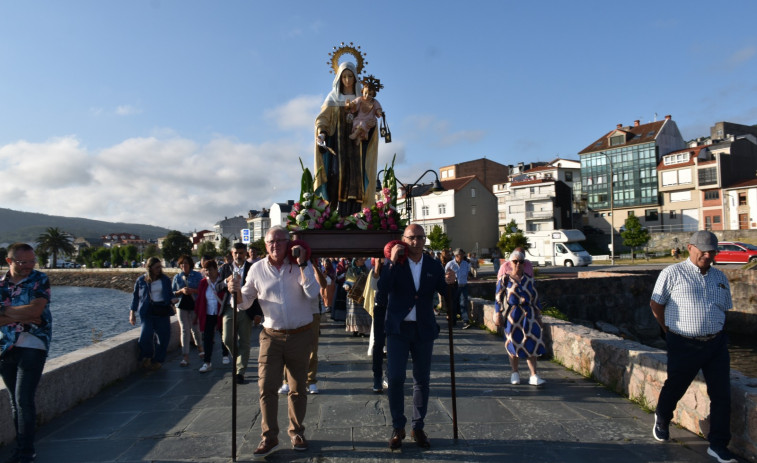 Cee culminará las fiestas del Carmen con su sardiñada popular