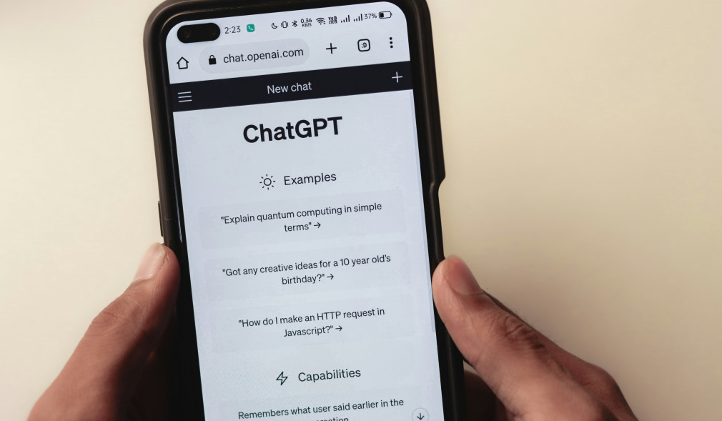 ChatGPT presenta su nuevo agente inteligente capaz de navegar por la web y crear presentaciones PowerPoint