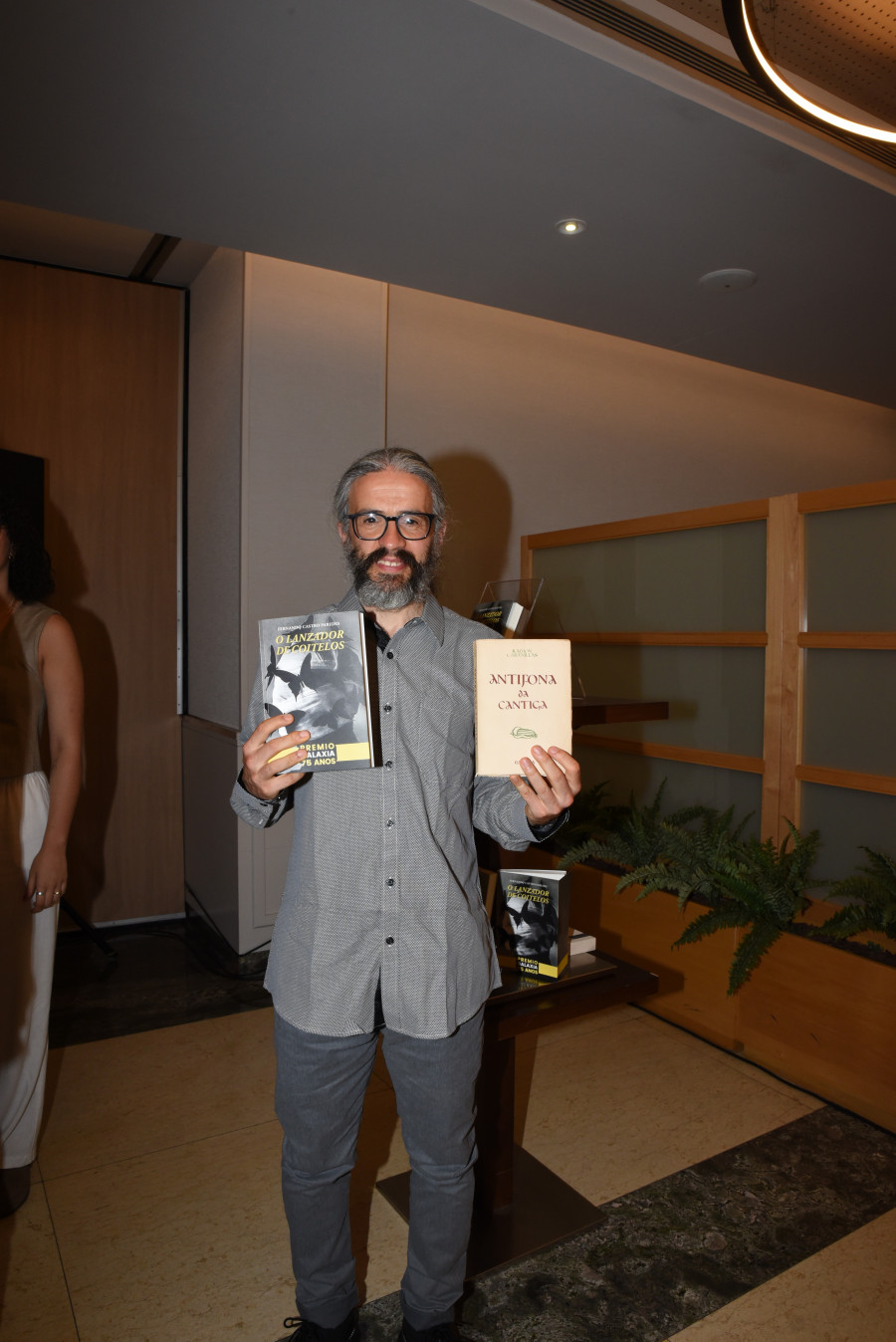 Fernando Castro Paredes recolle o Premio Galaxia de Novela