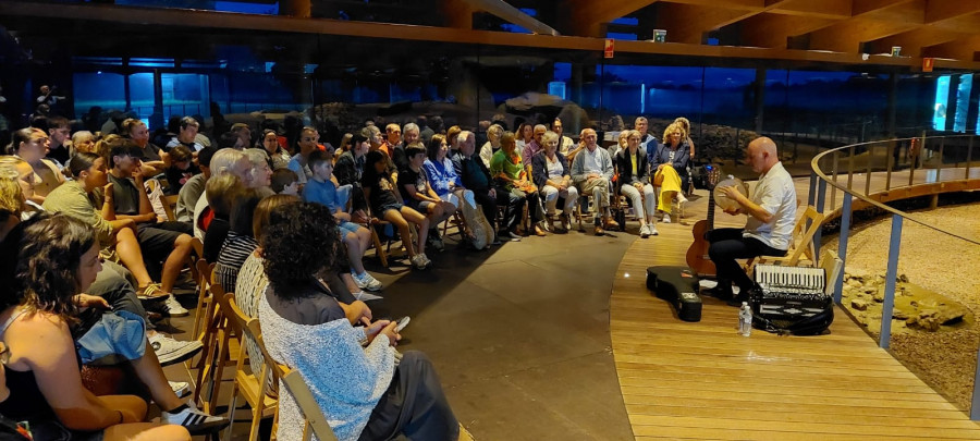 El dolmen de Dombate vibró con Xabier Díaz