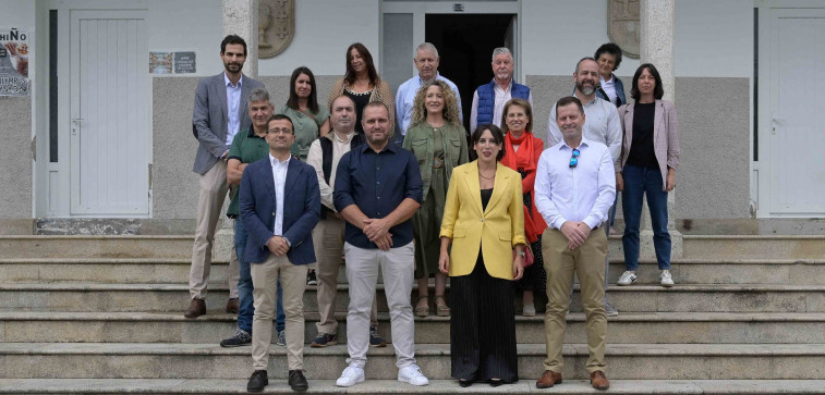 Lorenzana abordan con las asociaciones vecinales de Cerceda las demandas sobre desarrollo energético