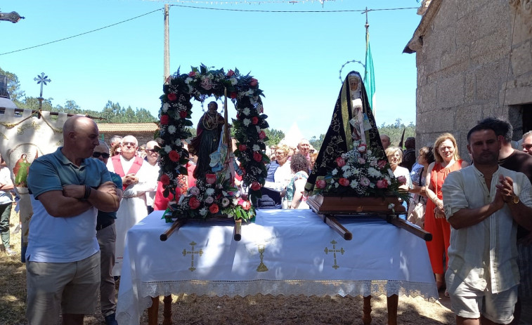 Concurrida romería de Santa Margarita de Muíño