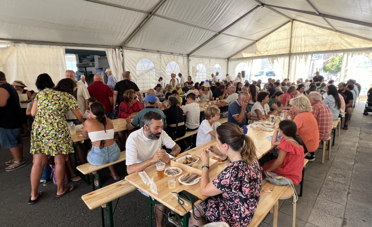 Degustaciones de navajas y longueirón en Laxe, el 1 de agosto