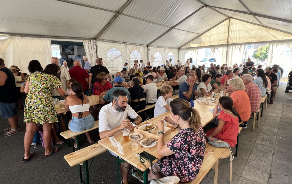 Degustaciones de navajas y longueirón en Laxe, el 1 de agosto