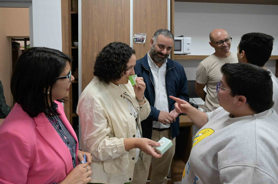 Do Campo asegura que el gobierno gallego continuará apoyando a Íntegro