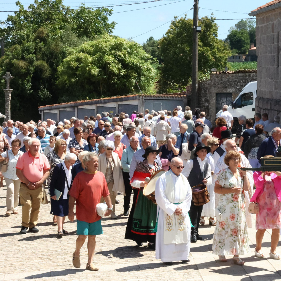 Concurrida romería de Santa Marta en Soandres