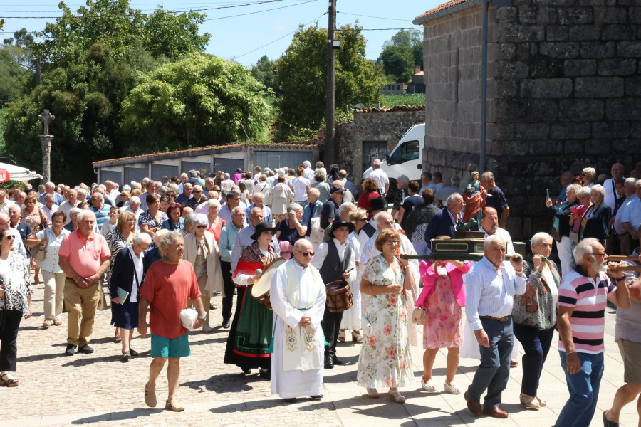 Concurrida romería de Santa Marta en Soandres