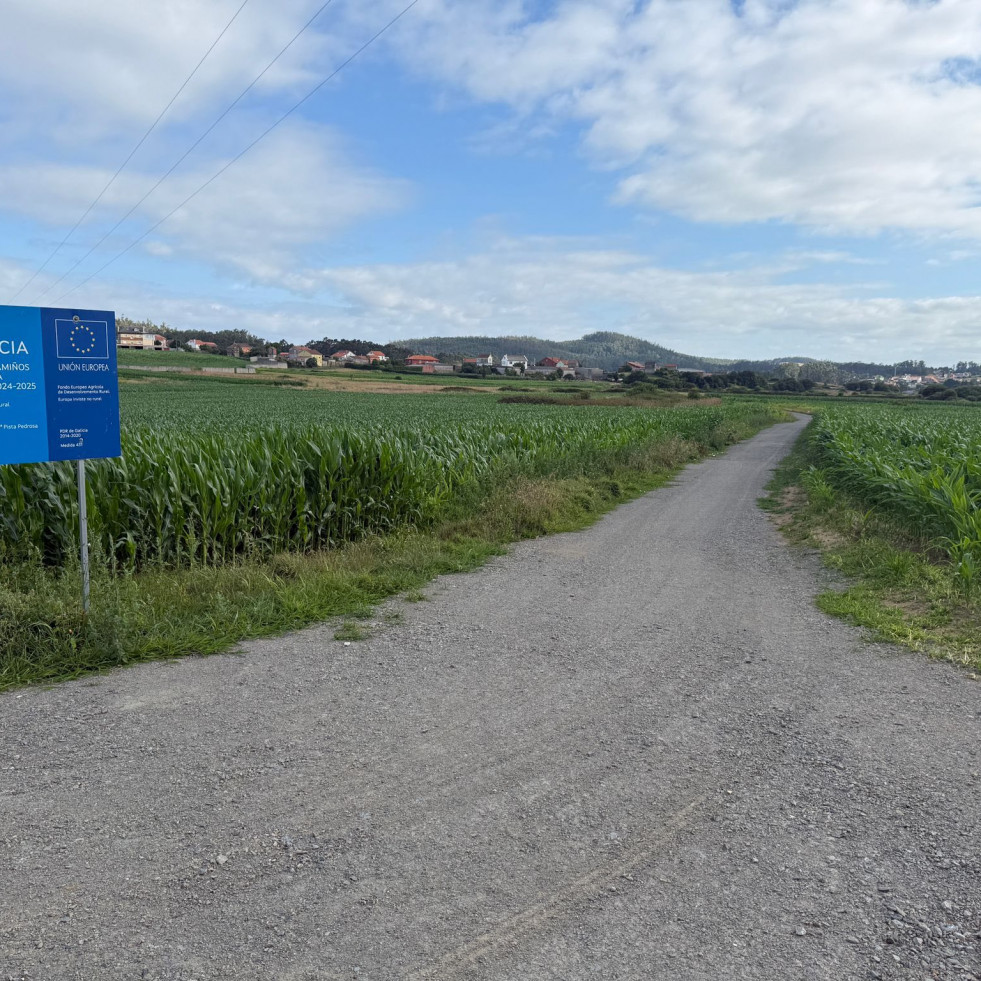 Malpica mejora la red viaria rural en Cerqueda y Leiloio  con fondos del Plan Marco